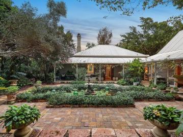 Magnificent refined sanctuary on 2,023sqm block