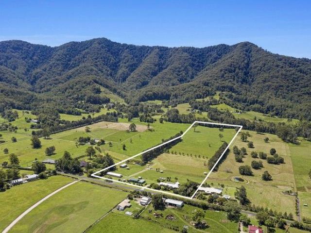Magnificent Semi Rural Lifestyle Opportunity
