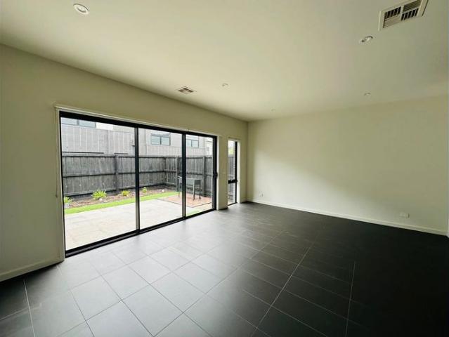 Magnificently Modern Lifestyle Living