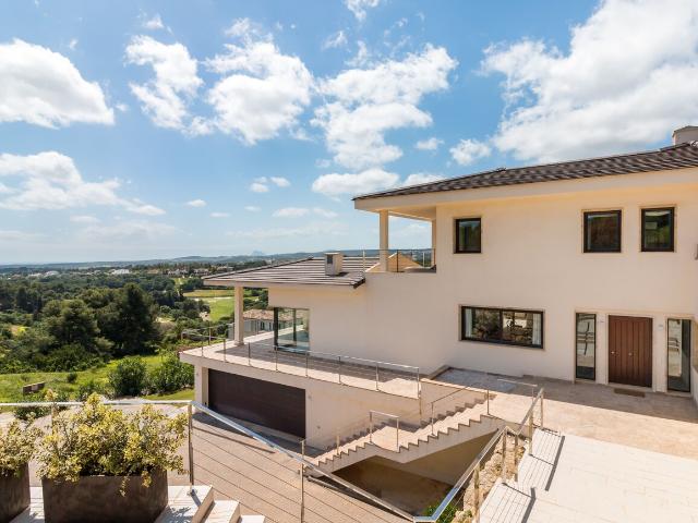 Magnificient Sotogrande Villa for Rent in La Reserva of Sotogrande