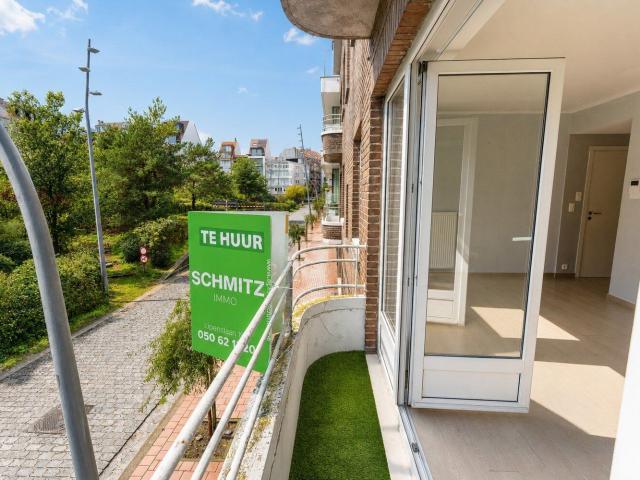 Magnifiek gelegen, ongemeubeld appartement met 2 slaapkam.