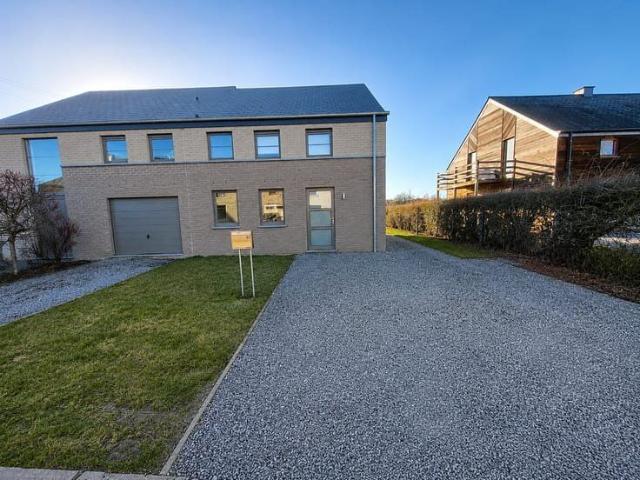 Magnifique maison 3 chambres à louer – Wellin