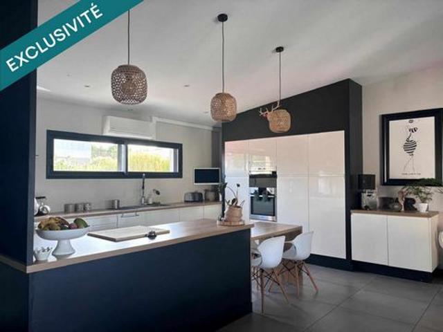 Magnifique maison à Aiffres. Coup de cœur assuré !