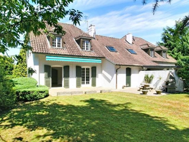 Magnifique maison à Genthod avec jardin arboré location pour une durée maximale de 2 ans