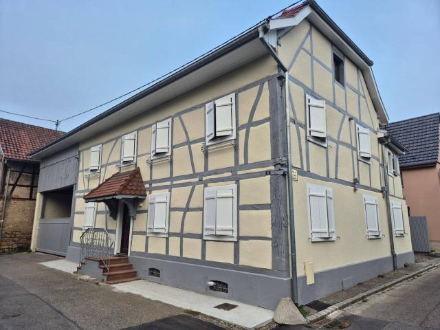 Magnifique maison alsacienne entièrement rénovée – 156 m² – Centre de Sierentz