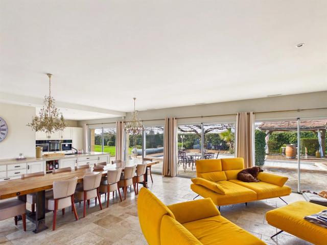 Magnifique maison au bord de la rivière Dordogne 390m² Bergerac