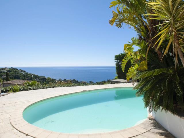 Magnifique maison avec vue sur la mer, idéale pour la locati. 130m² Les Issambres
