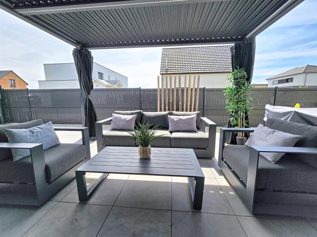 Magnifique maison contemporaine avec piscine 151m² Wolfgantzen