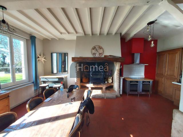 Magnifique Maison de Maitre avec toutes les commodités à pro