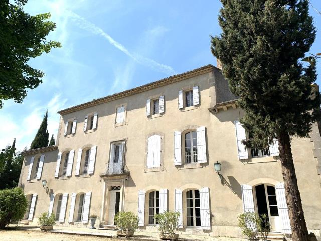 Magnifique Maison De Maitre Proche D'avignon 500m² Avignon