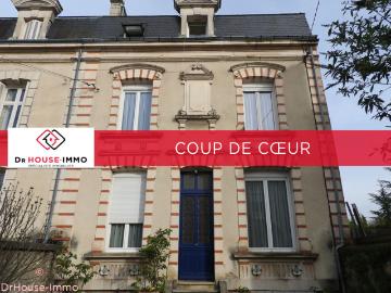 Magnifique maison emblématique de Poitiers de 174m2 habitables bâtie sur un écrin de verdure exotique de 745m2 !