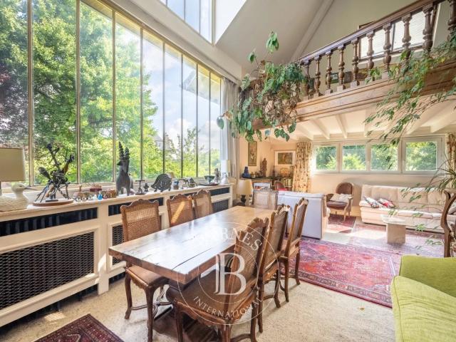 Magnifique Maison Le Chesnay/ Plateau Saint Antoine 325 m² 6/8 chambres monumental atelier d'artiste
