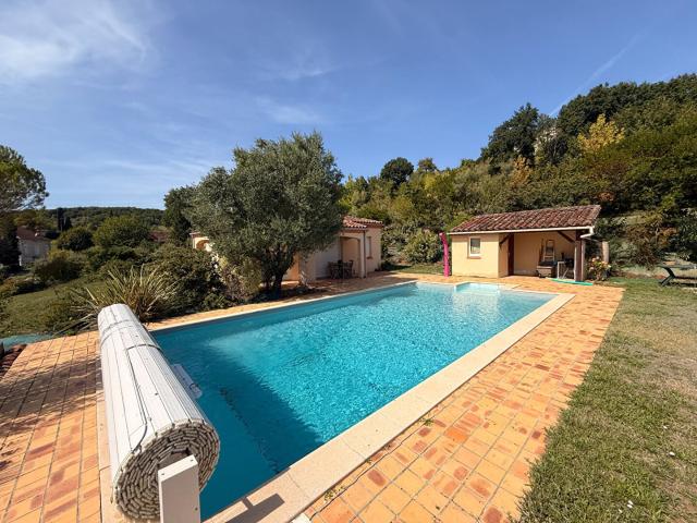 Magnifique maison + piscine dans un environnement privilégié 107m² Cazideroque