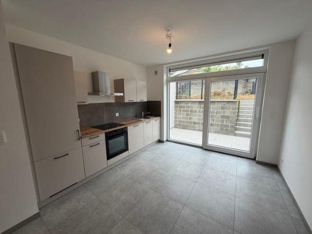 Magnifique maison rénovée 2CH avec terrasse et jardin
