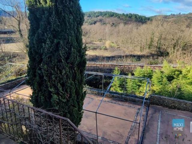 Propriété de prestige.16 pièces ' env. 420 m². Domaine de