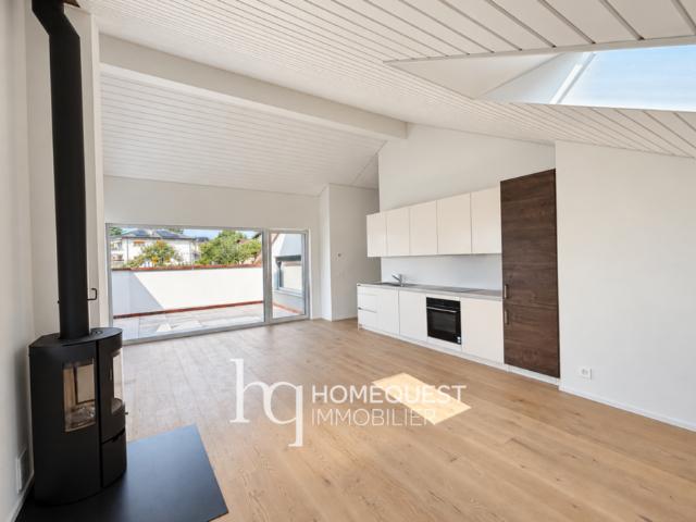 Magnifique appartement neuf, en attique avec vue lac