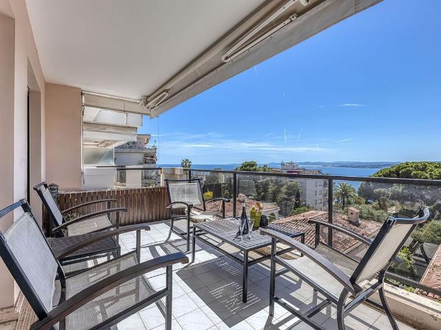 Magnifique Appartement avec Vue Mer Panoramique 87m² Nice