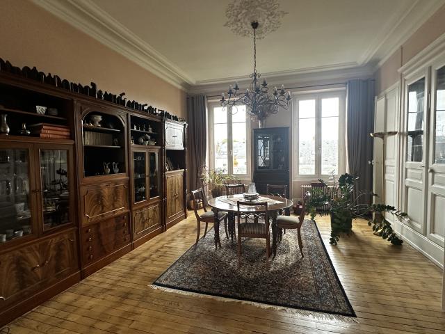 Magnifique appartement de caractère en coeur de ville