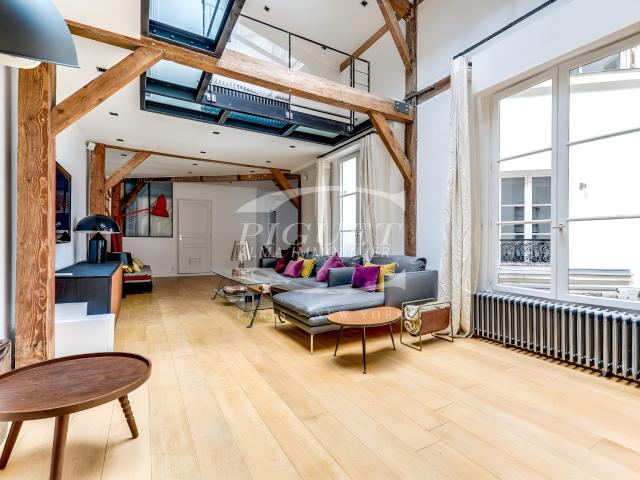 MAGNIFIQUE APPARTEMENT DE SIX CHAMBRESSTYLE LOFTCatherine PiguetAlma Immobilier