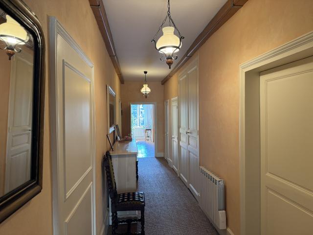 MAGNIFIQUE APPARTEMENT DE 243 M2 A CORBIGNY