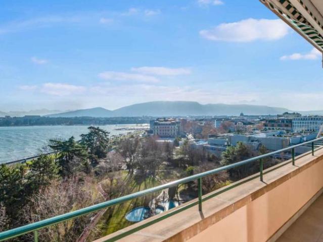 Magnifique appartement de 7.5 pièces avec vue sur le lac