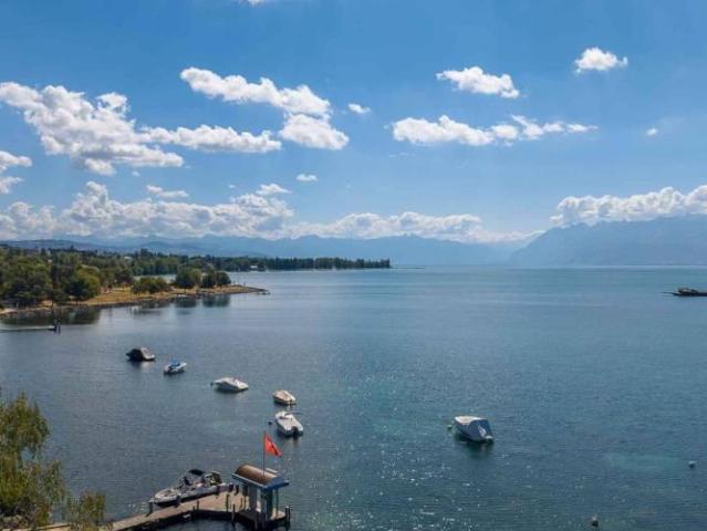 Magnifique appartement en duplex avec vue panoramique sur le lac
