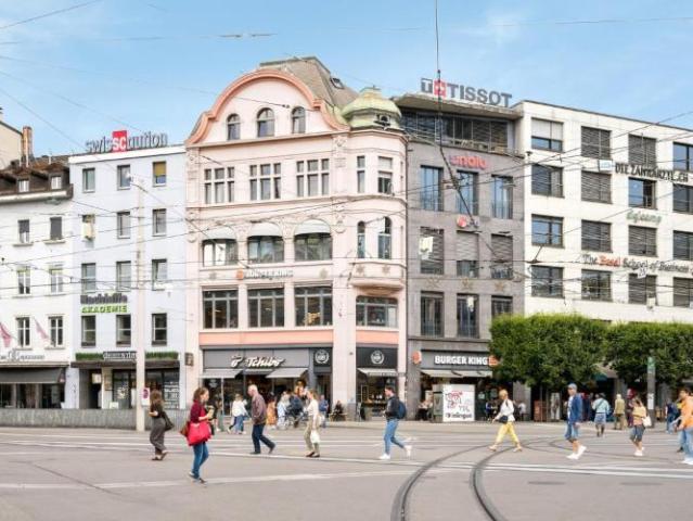 Magnifique appartement en duplex près de la Centralbahnplatz