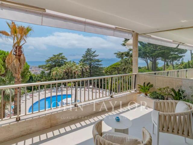 Magnifique appartement entièrement rénové 122m² Cannes