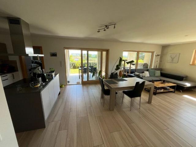 Magnifique appartement lumineux avec jardin privé à St Aubin FR