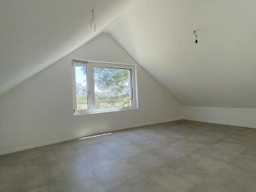 Magnifique appartement récent de 4.5 pièces aux combles à Eysins