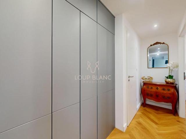 Magnifique appartement situé à Sainte Suzanne dans une copro