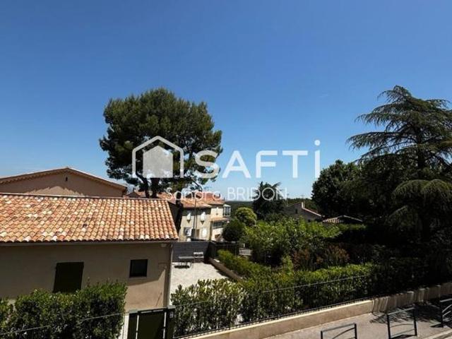 Magnifique appartement T4 en duplex avec terrasse double box
