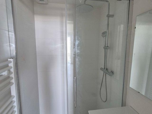 MAGNIFIQUE APPARTEMENT VUE MER NON MEUBLE