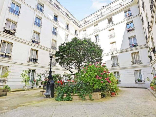 Magnifique appartement 1BDR Rue du commerce BAIL MOBILITE