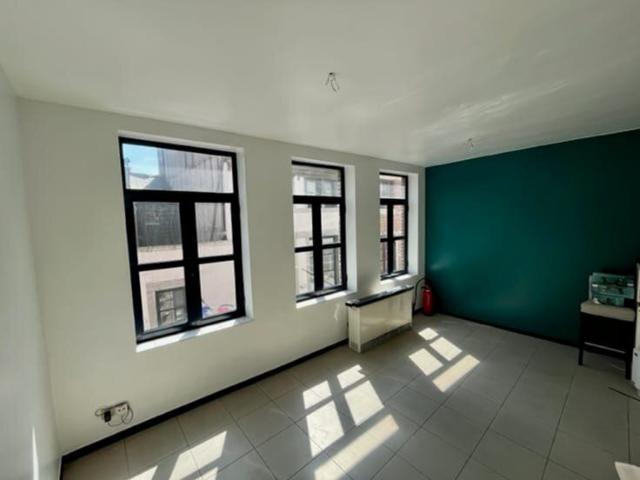 MAGNIFIQUE APPARTEMENT 1CH AU CALME