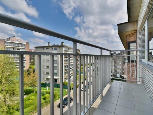 Magnifique appartement 2 chambres entièrement rénové en 2023