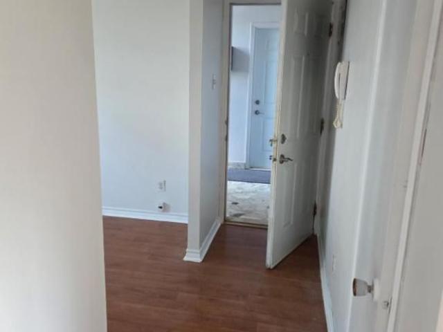 Magnifique appartement 3 1/2 disponible