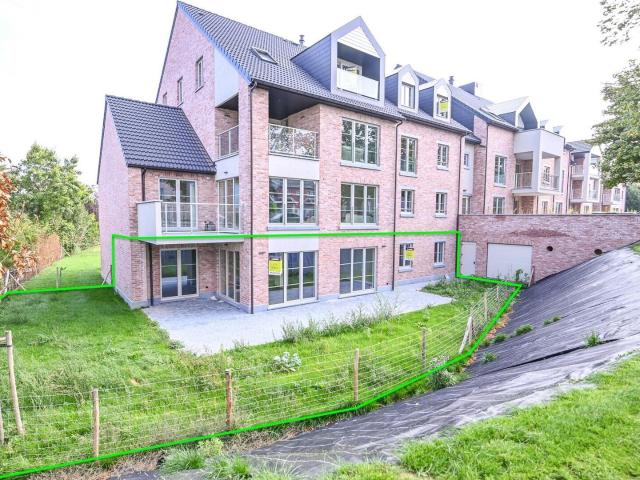 Magnifique appt 3CH avec jardin!