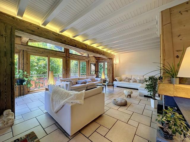 Magnifique Chalet Avec Piscine Vue Mont Blanc A Deux Pas Du. 217m² Sallanches