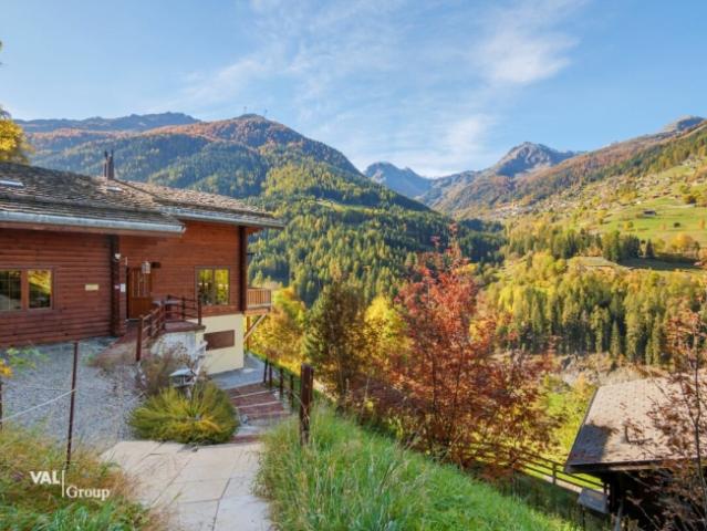Magnifique chalet canadien pour les amoureux de nature 6.5 + 3.5 pces