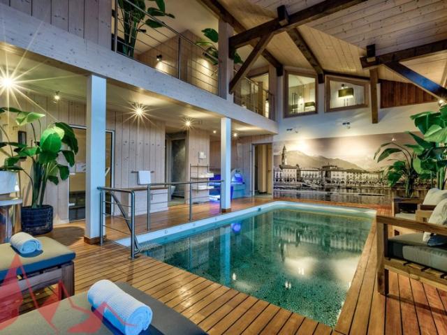 Magnifique chalet d'architecte de 7 chambres avec des vues panoramiques à Morzine