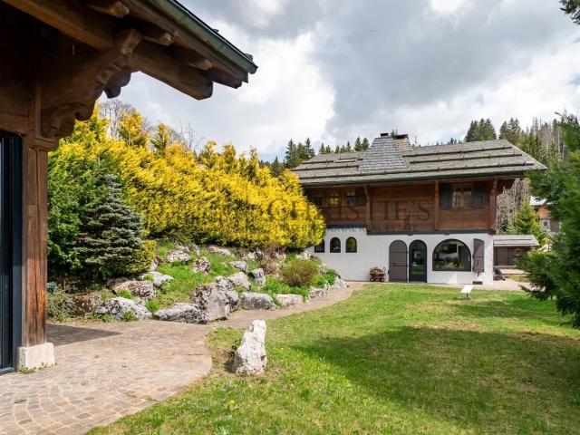 Magnifique chalet secteur Gibannaz 272m² Les Gets