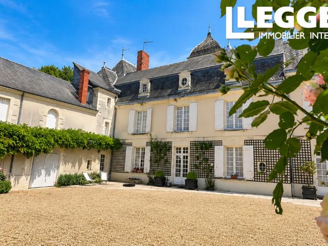Magnifique Château Clé en Main avec Piscine, Parc Arboré et Prestations de Luxe Exceptionnelles
