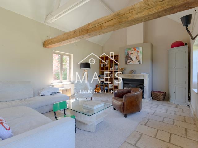 Magnifique corps de ferme avec dépendance sur une parcelle 2300m2