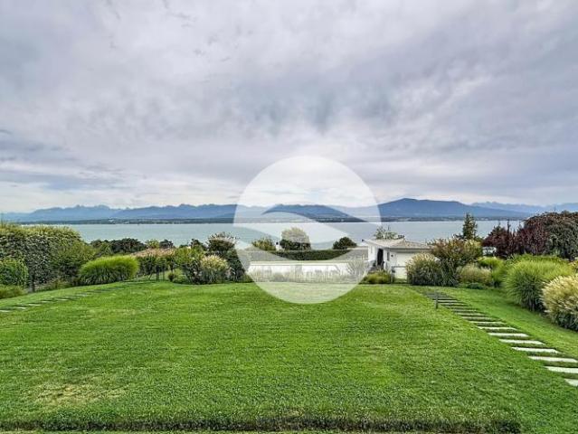 Magnifique Duplex Vue lac et Alpes Piscine et jardin commun