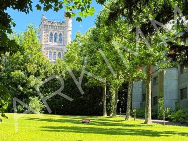 Magnifique duplex de 7 pièces au cœur de Cologny
