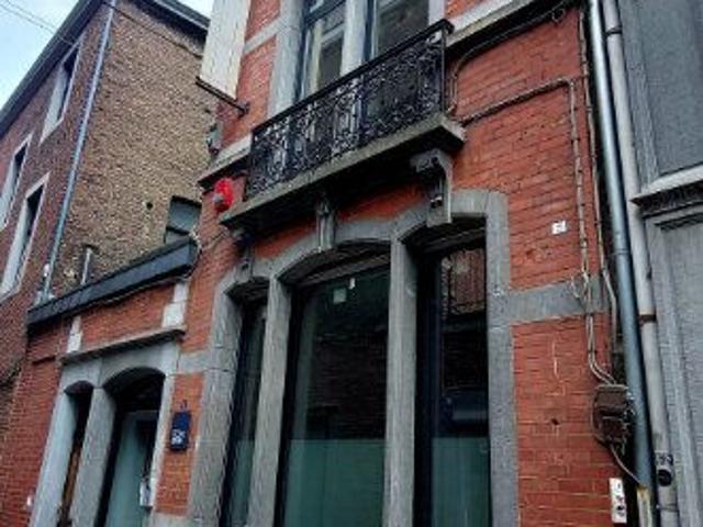Magnifique duplex entièrement neuf