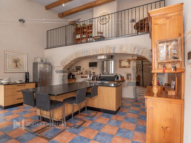 Magnifique demeure familiale de 286m² secteur Lons NORD 286m² Lons le Saunier