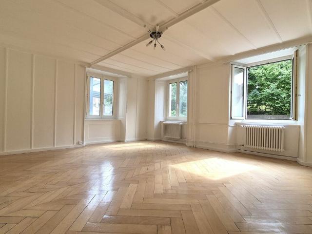 Magnifique et spacieux ! Appartement de 5.5 pièces à La Chaux de Fonds