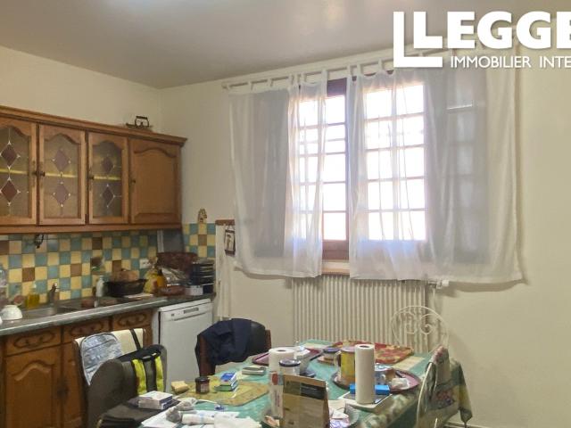 Magnifique ferme de 4 chambres avec 14 Ha 36 Acres de terrain et de bois